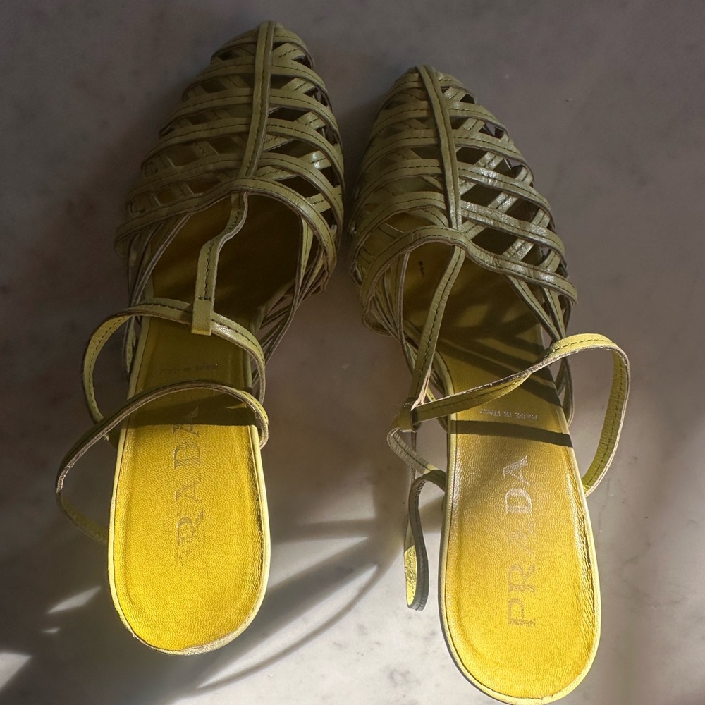Prada lime/neon green strappy Leather Heels Made in Italy – Size 38.5 (US 8.5)